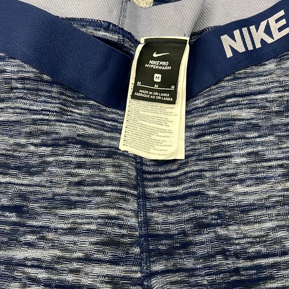 Nike pro- fleece tights, pre loved but lightly worn- great condition size: med - Picture 3 of 5